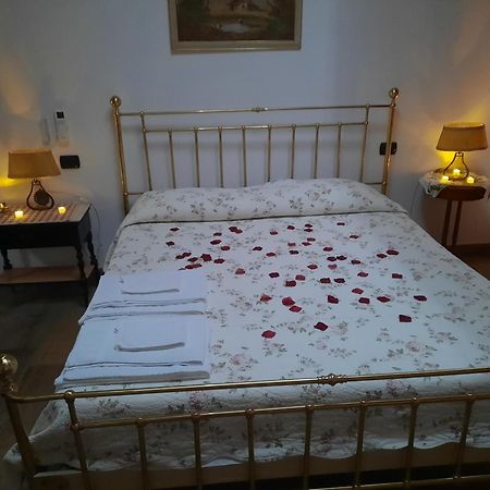 B&B Casa Santa Lucia Manerba del Garda Extérieur photo