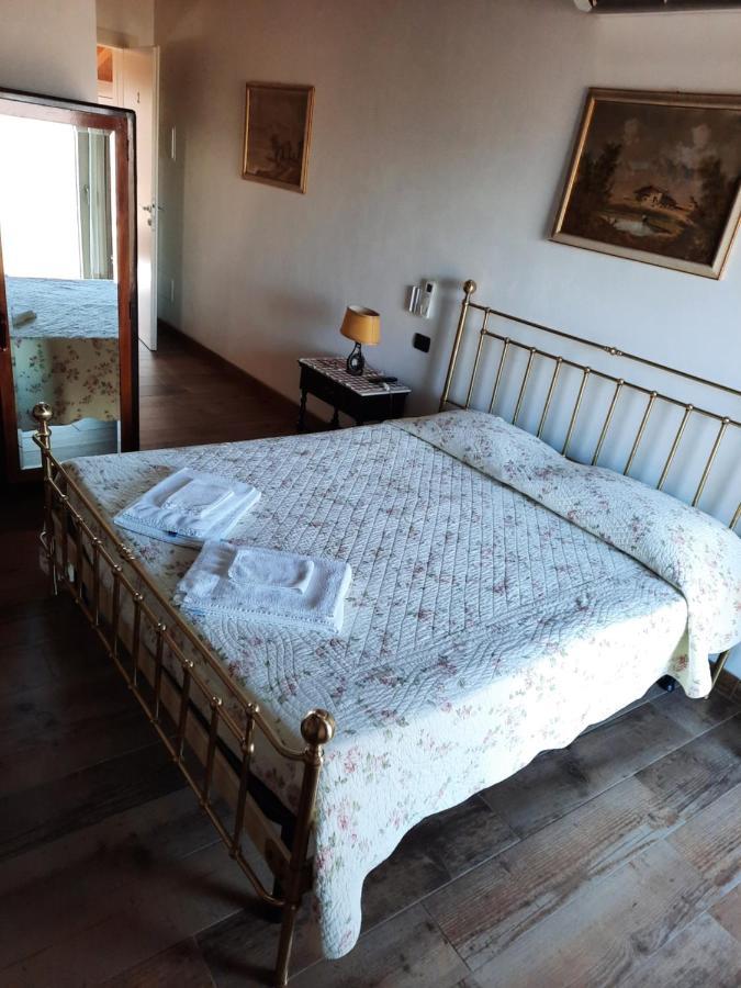 B&B Casa Santa Lucia Manerba del Garda Extérieur photo