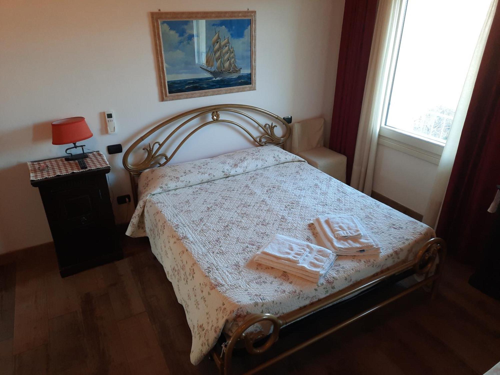 B&B Casa Santa Lucia Manerba del Garda Extérieur photo